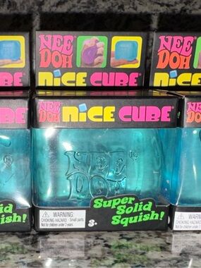 NeeDoh Nice Cube Super Solid Squish - Teal